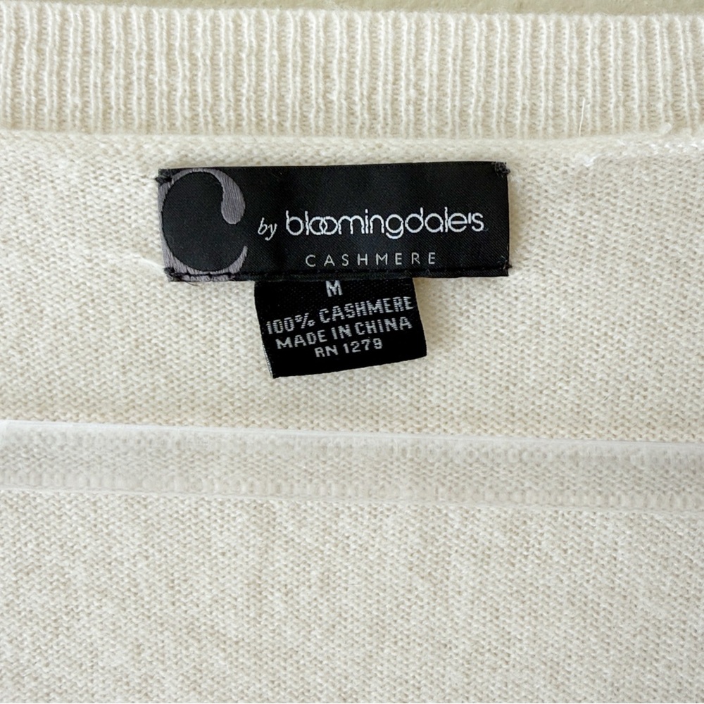 C By Bloomingdale’s 100% Cashmere V-Neck Button Cardigan Sweater Medium Cream - Picture 10 of 10